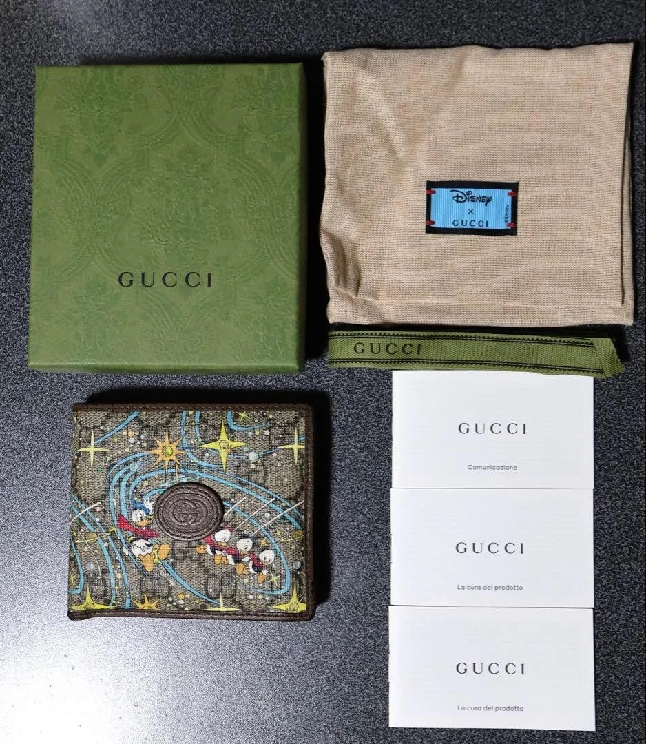 Gucci Disney Collaboration Donald Duck Fold Wallet GG Supreme Brown C315 Premium Inspired Version