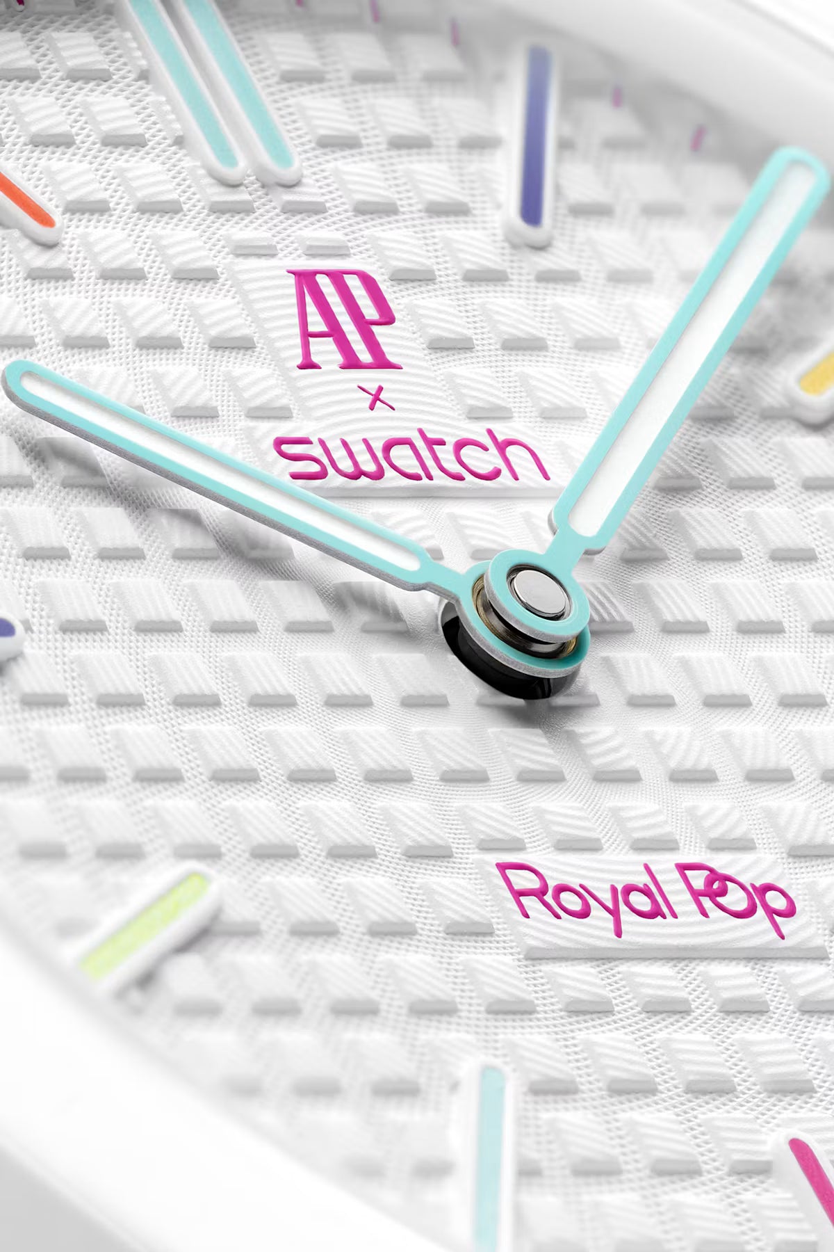 Bleedessential Collab Royal Pop (White)